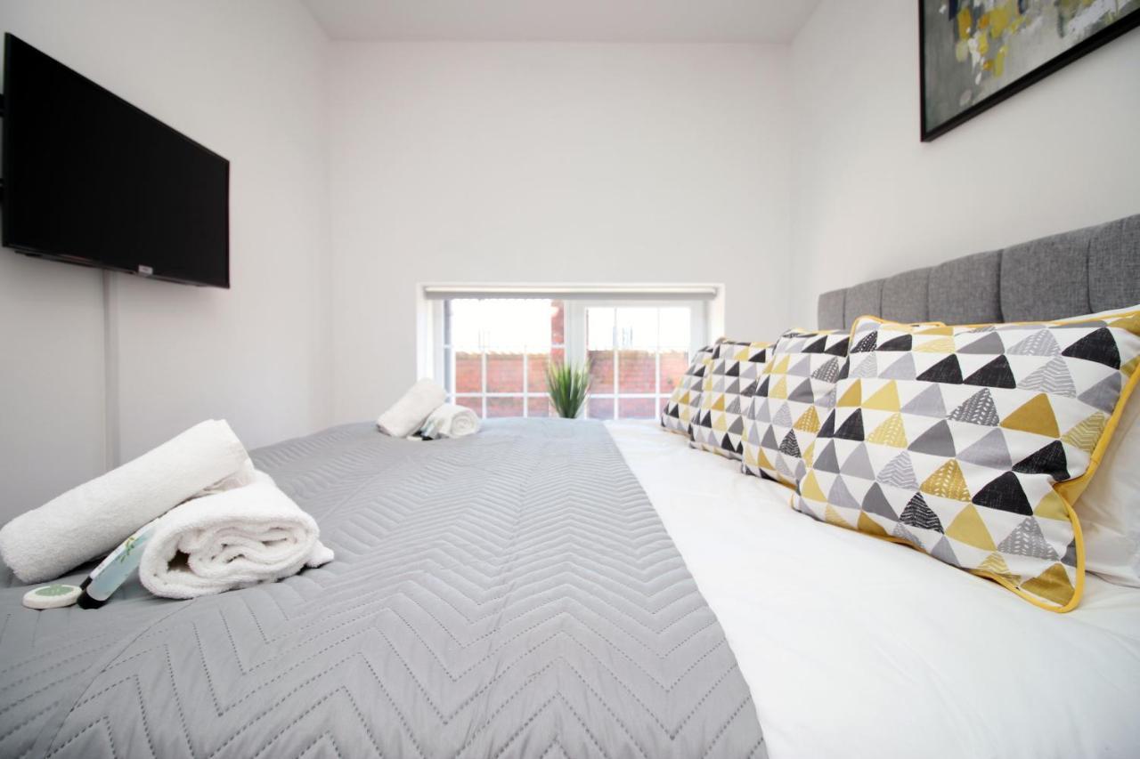 St Thomas Loft Views By Ssw - 2Br, Parking, Sleeps 4, Easy Access To City Centre, Marina, Beach And M4 Swansea Exteriér fotografie