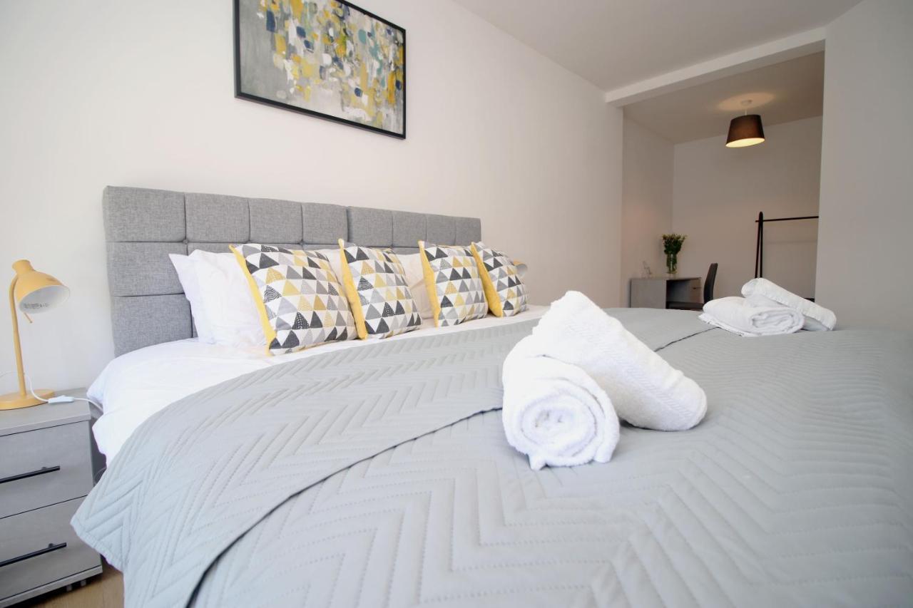 St Thomas Loft Views By Ssw - 2Br, Parking, Sleeps 4, Easy Access To City Centre, Marina, Beach And M4 Swansea Exteriér fotografie