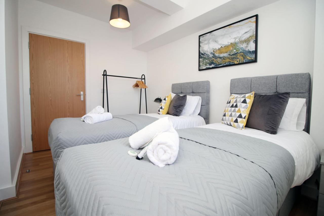St Thomas Loft Views By Ssw - 2Br, Parking, Sleeps 4, Easy Access To City Centre, Marina, Beach And M4 Swansea Exteriér fotografie