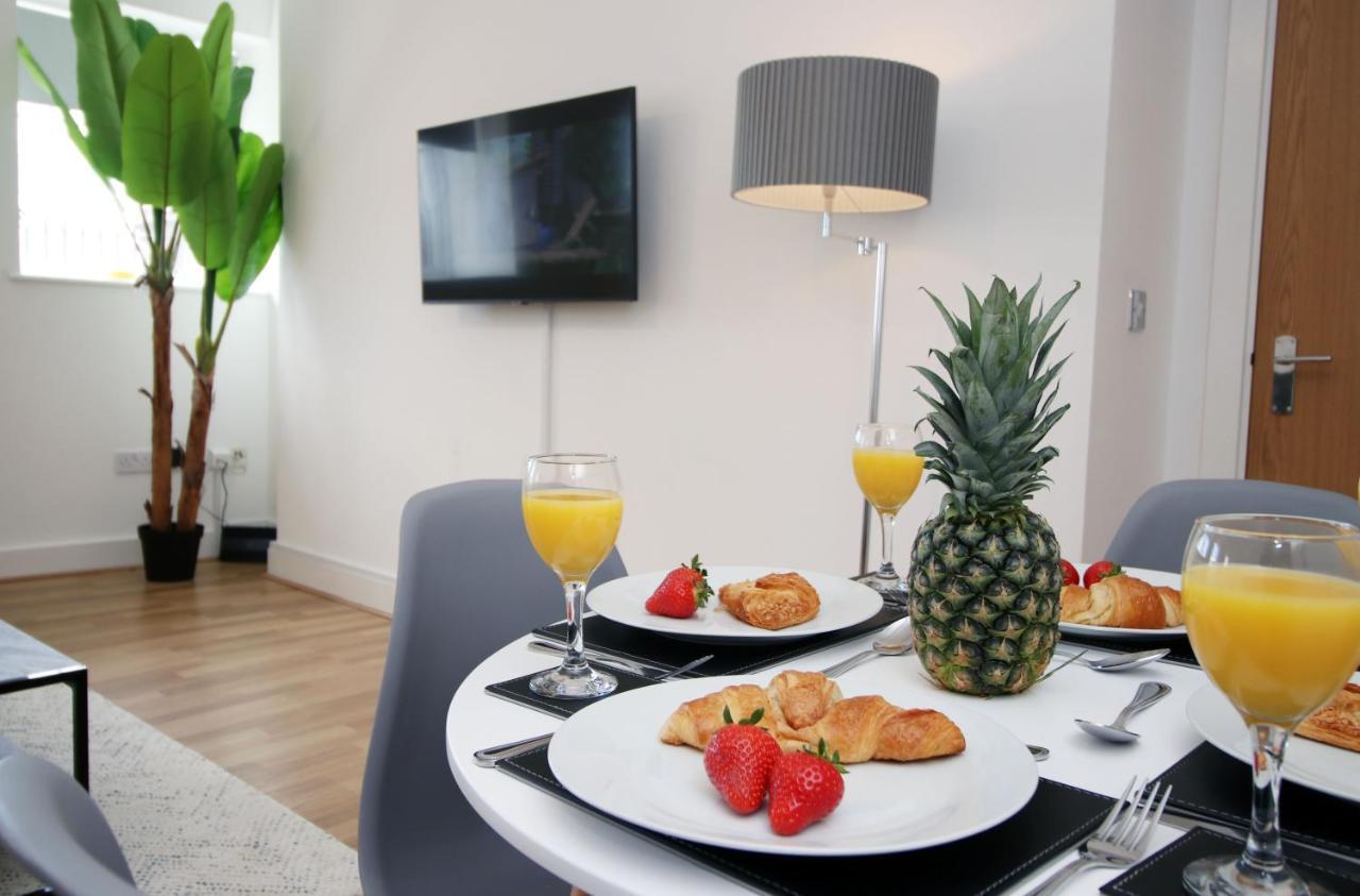 St Thomas Loft Views By Ssw - 2Br, Parking, Sleeps 4, Easy Access To City Centre, Marina, Beach And M4 Swansea Exteriér fotografie