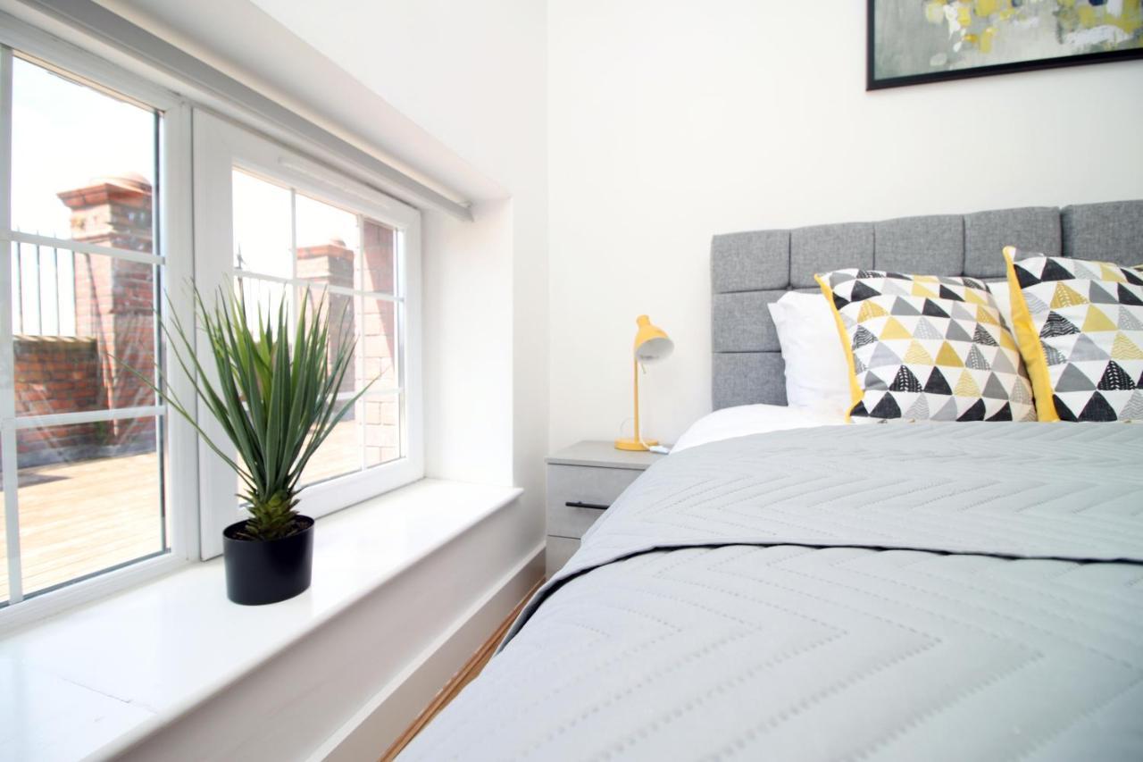 St Thomas Loft Views By Ssw - 2Br, Parking, Sleeps 4, Easy Access To City Centre, Marina, Beach And M4 Swansea Exteriér fotografie